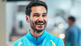 阿莫林坚守立场，球队目标不变，穆帅回归呼声高涨